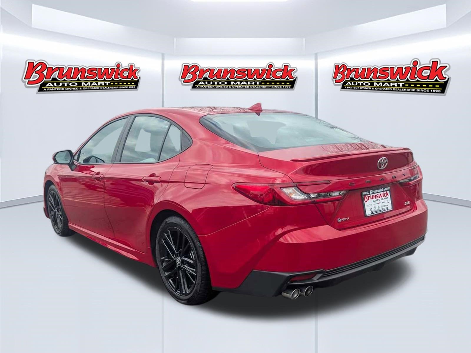 View vehicle photo 5