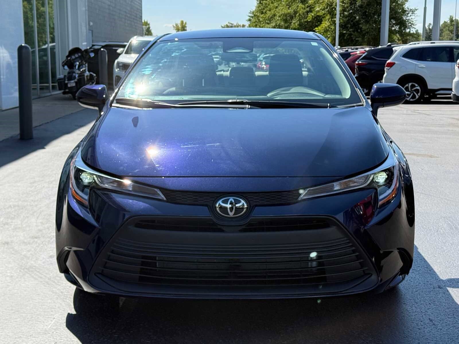 2024 Toyota Corolla LE photo 2