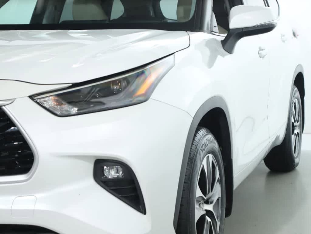 Used 2022 Toyota Highlander XLE SUV