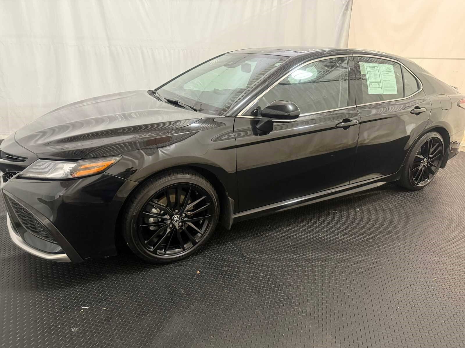 2022 Toyota Camry XSE photo 2