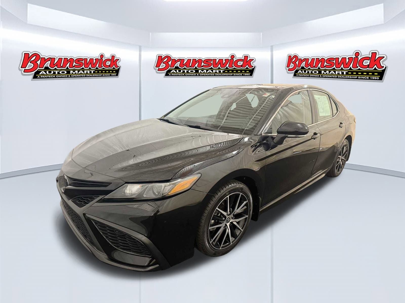 2023 Toyota Camry Sedan 