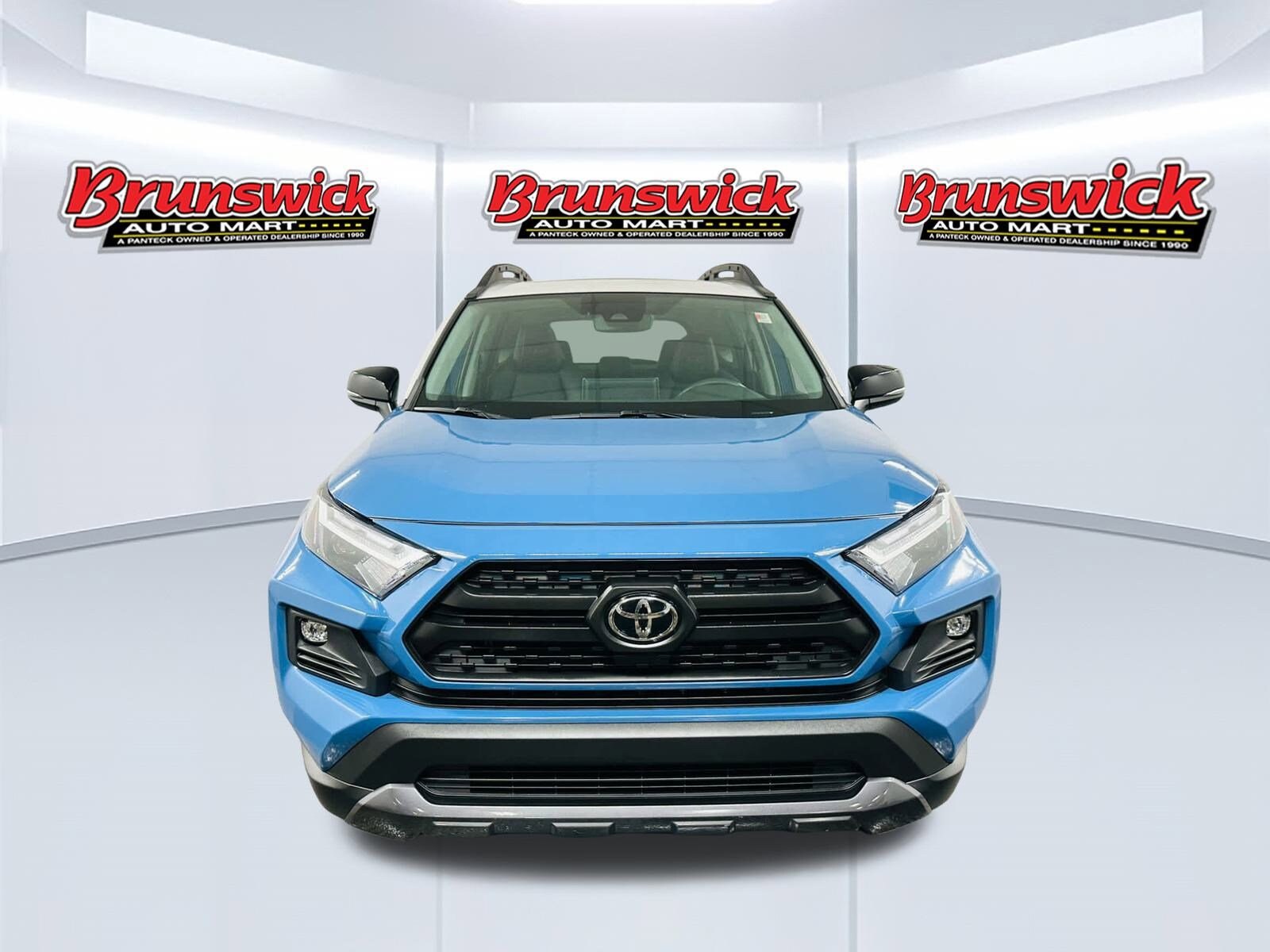 2022 Toyota RAV4 TRD photo 2