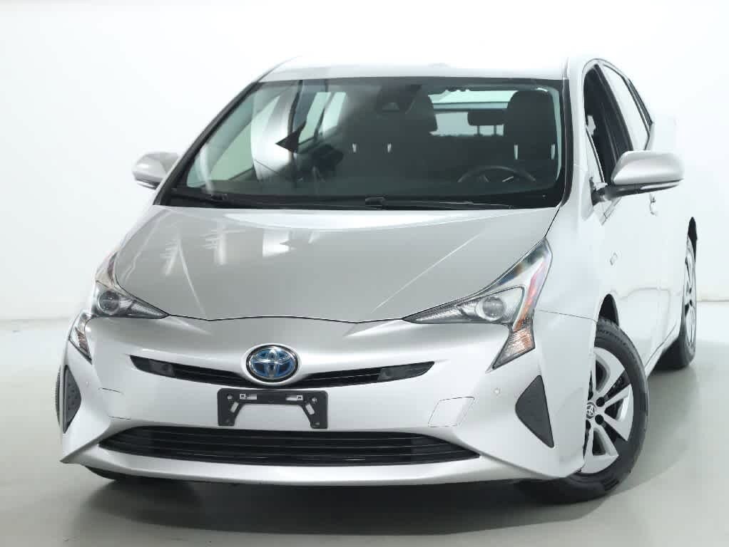 2018 Toyota Prius Two photo 2