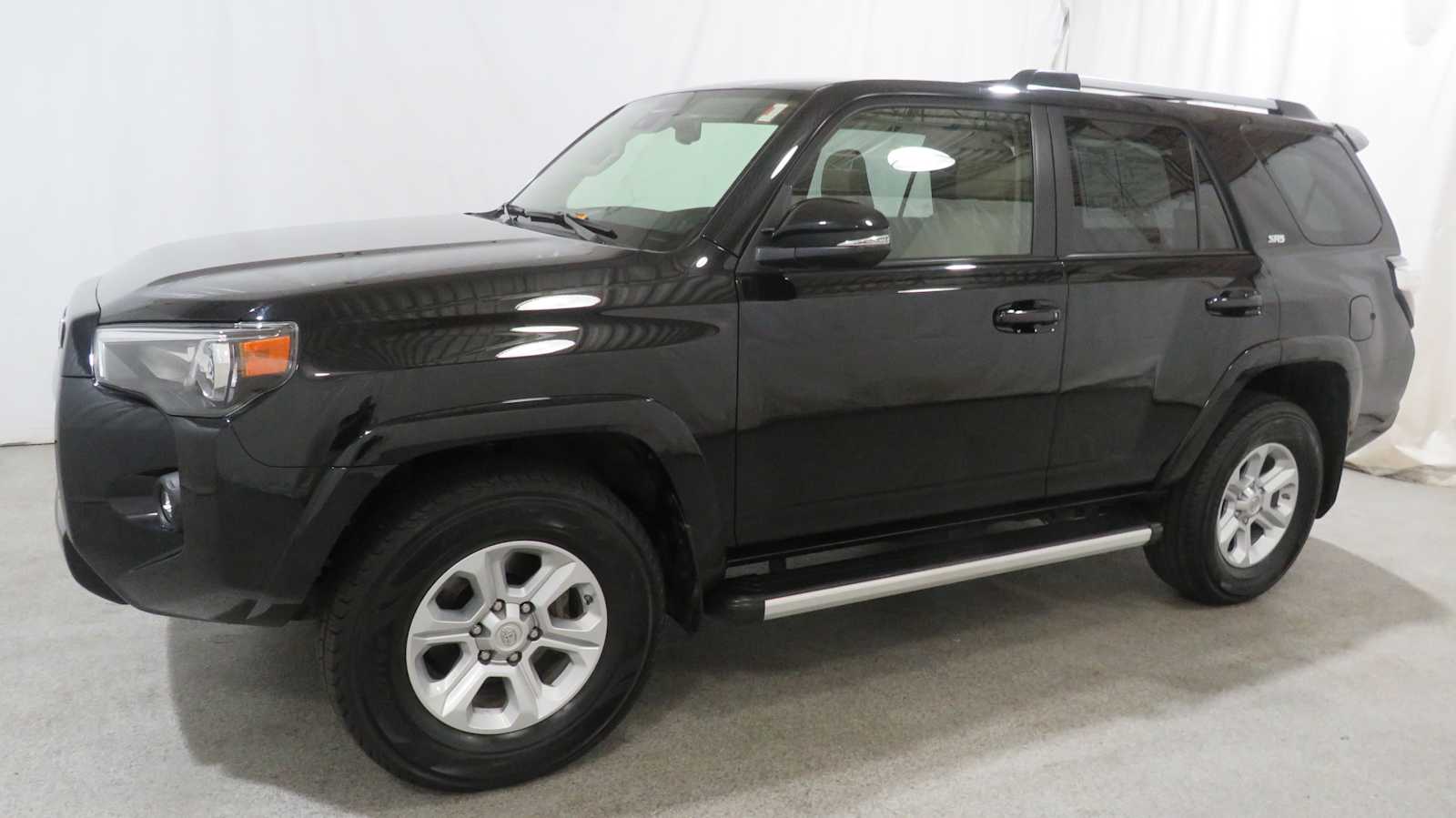 Used 2021 Toyota 4Runner SR5 Premium with VIN JTENU5JR4M5891127 for sale in Brunswick, OH