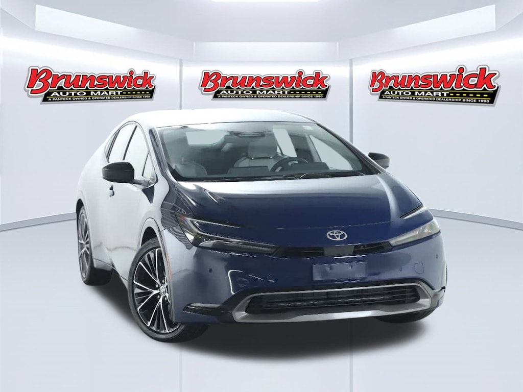 Used 2024 Toyota Prius XLE Hatchback