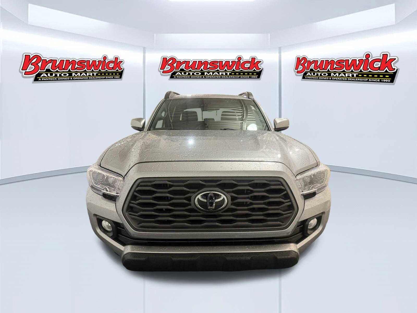 2022 Toyota Tacoma TRD V6 photo 3