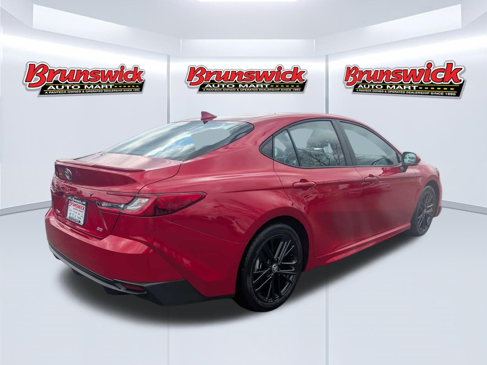 View vehicle photo 7