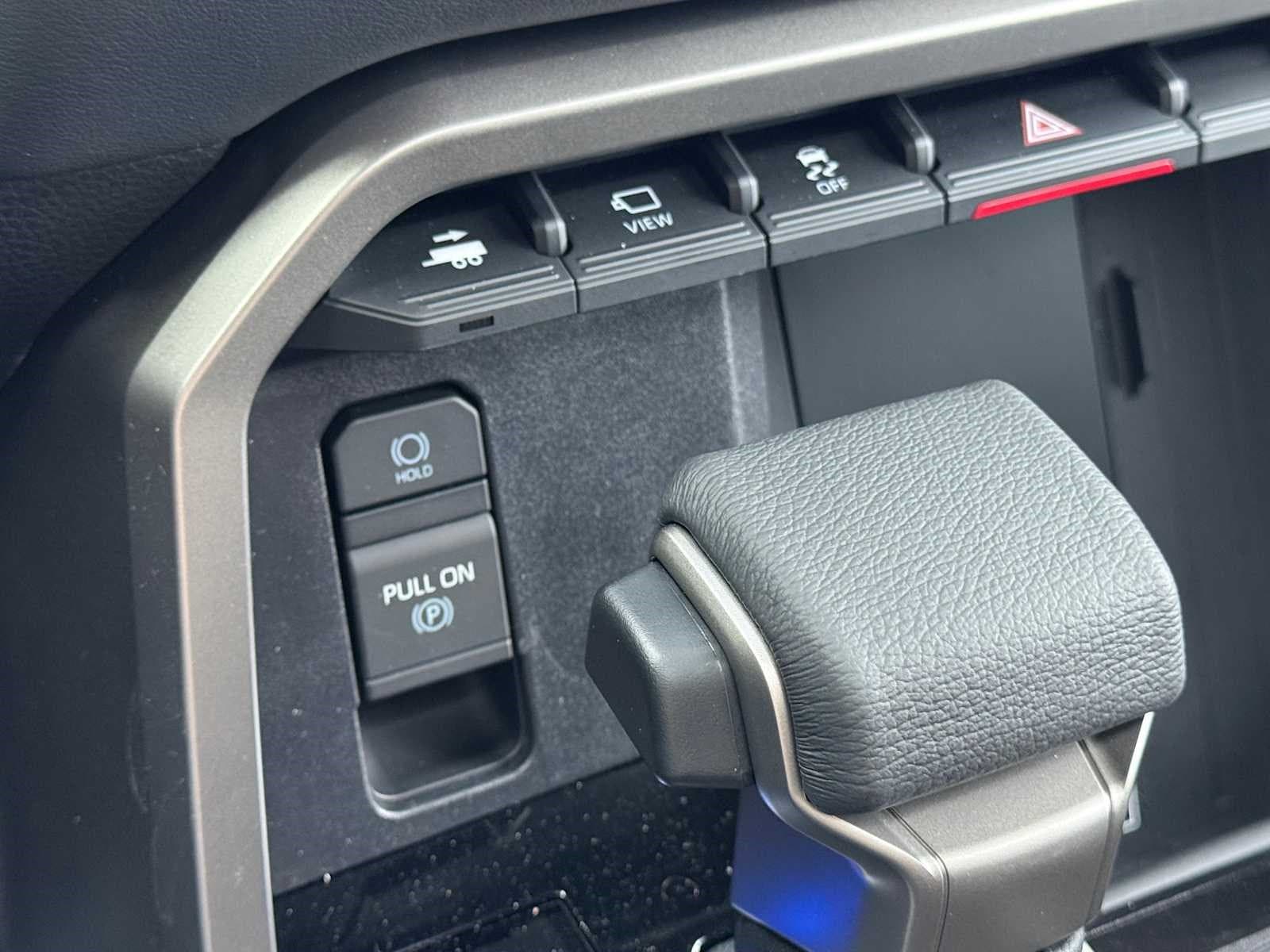 2026 Toyota Sequoia Platinum - Photo 26