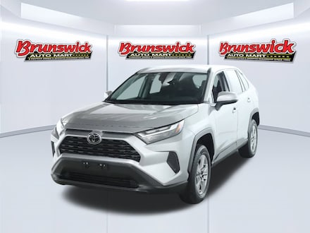 2022 Toyota RAV4 XLE SUV