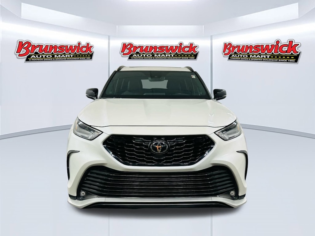 Used 2021 Toyota Highlander XSE SUV