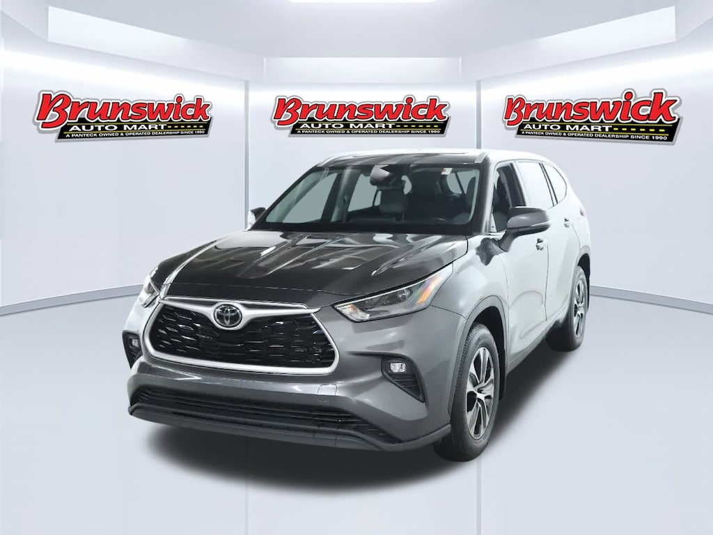 Certified 2022 Toyota Highlander XLE SUV