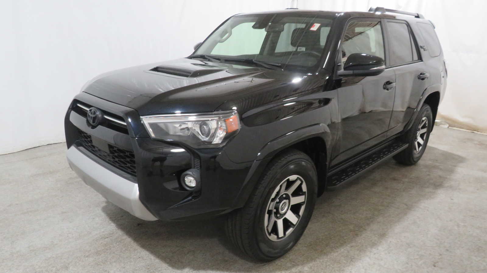 Used 2021 Toyota 4Runner TRD Off-Road Premium with VIN JTERU5JR8M5969135 for sale in Brunswick, OH