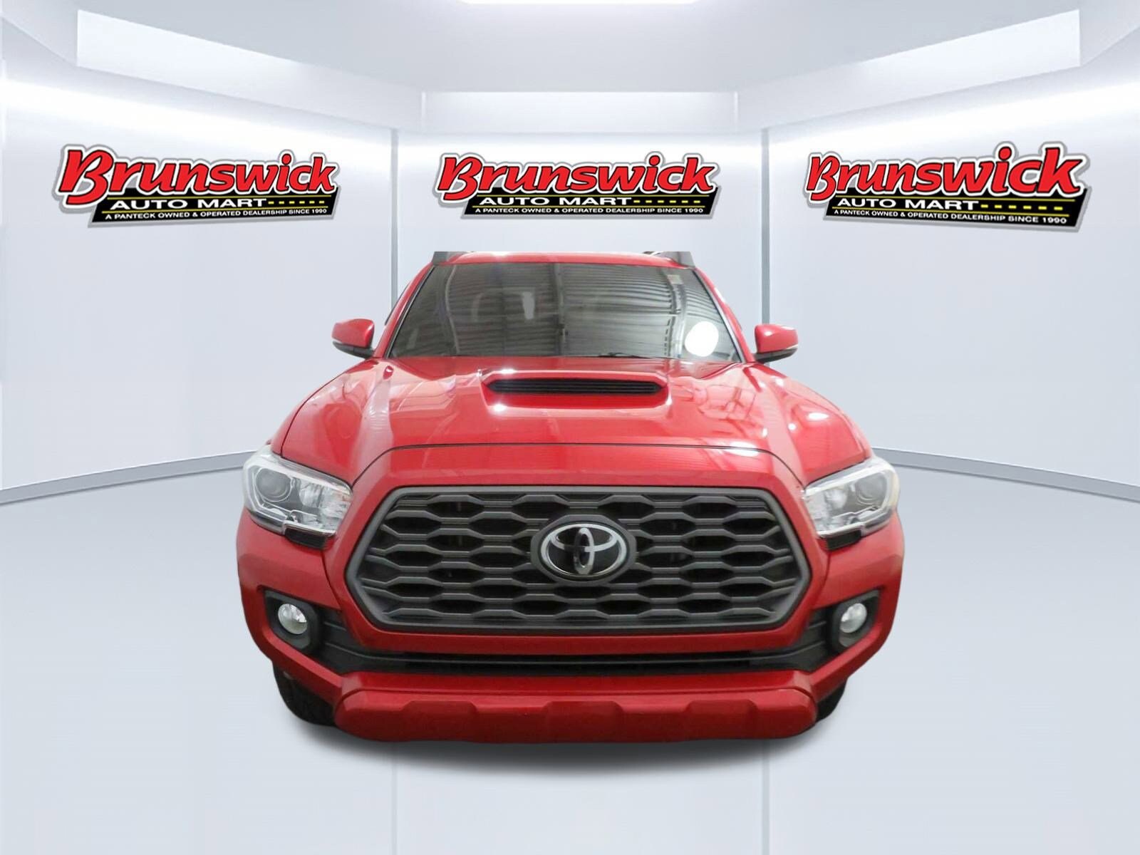2022 Toyota Tacoma TRD Sport V6 photo 3