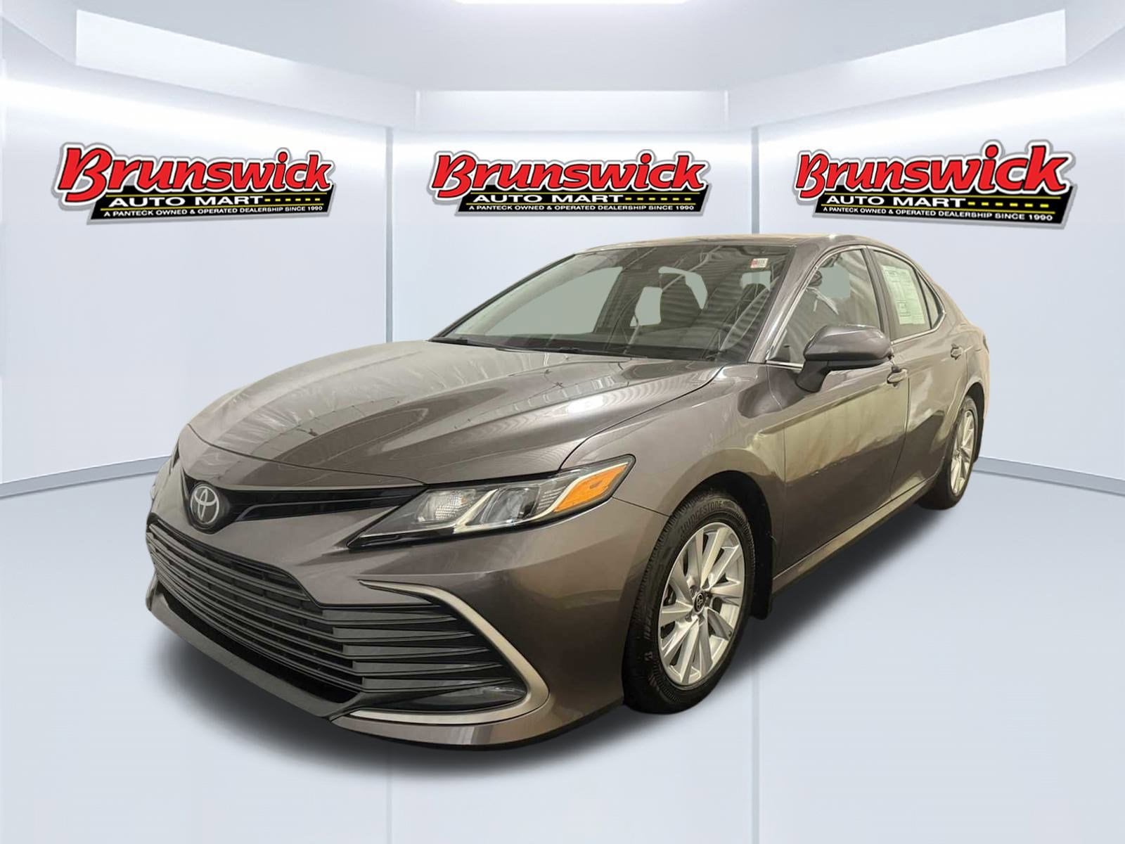 2023 Toyota Camry Sedan 