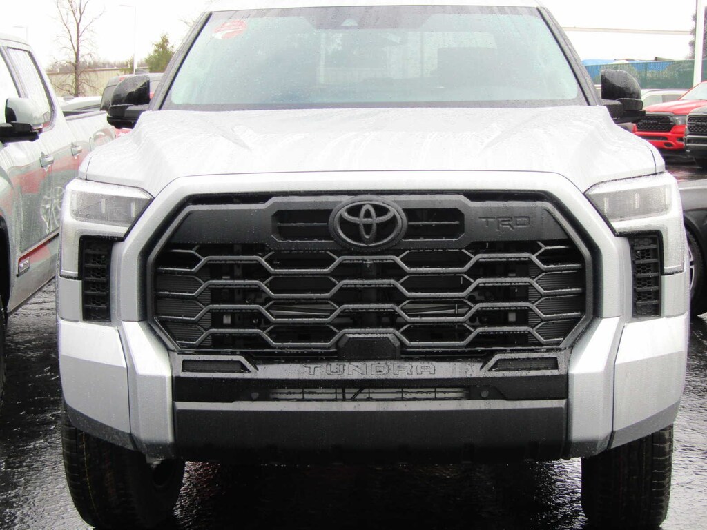 New 2024 Toyota Tundra Limited For Sale in Brunswick OH Serving