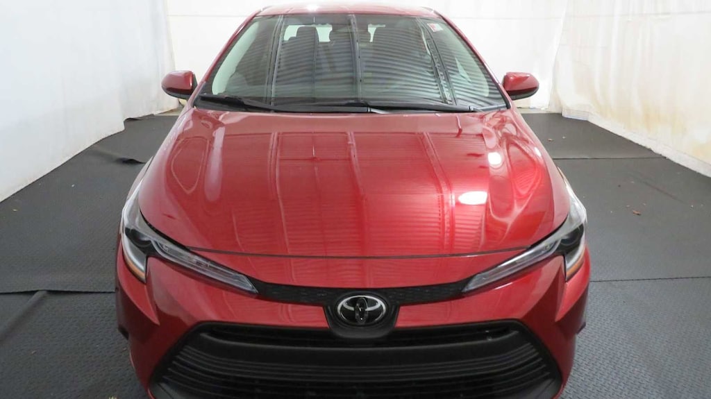 Used 2025 Toyota Corolla LE Sedan