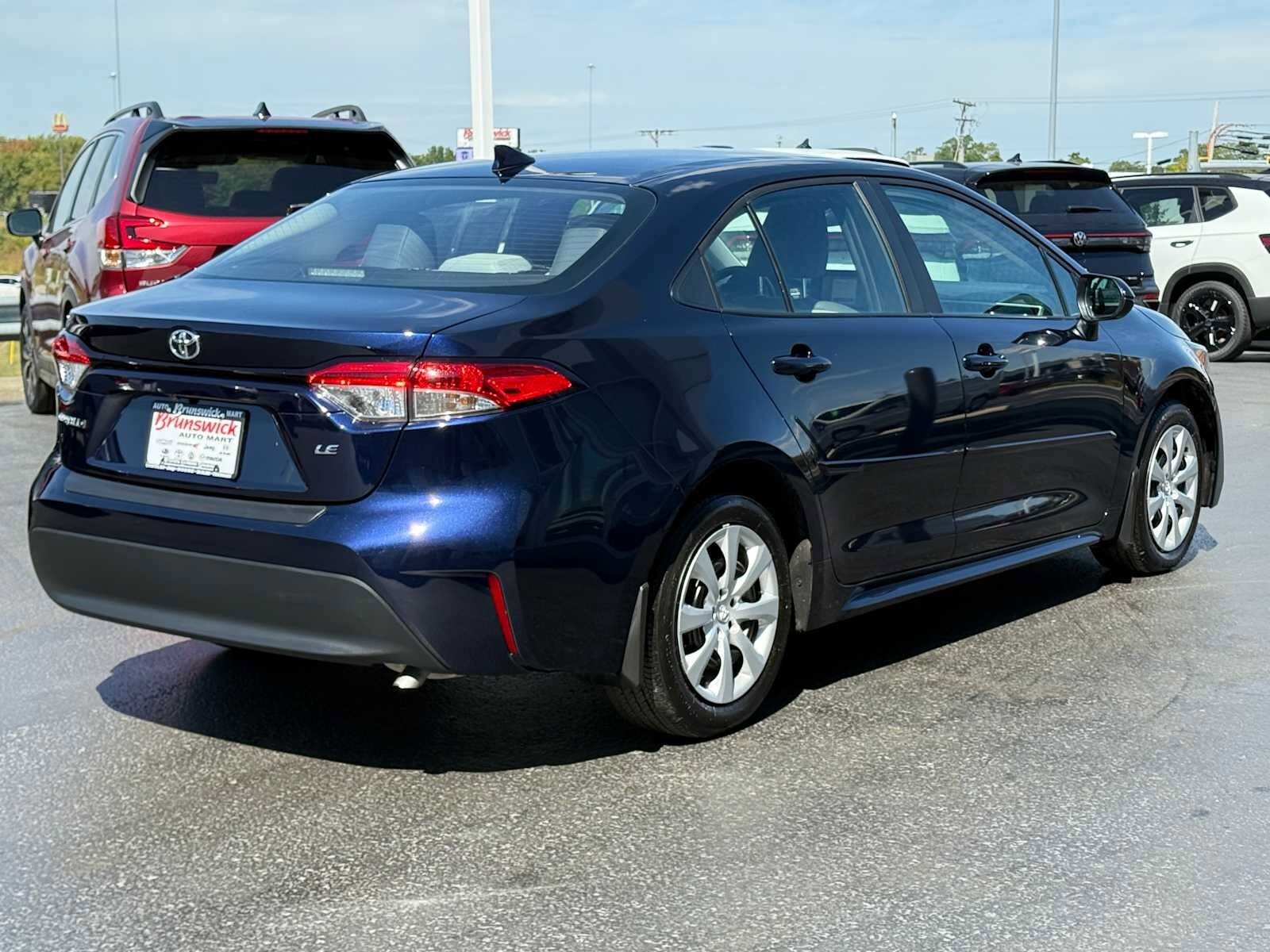 2024 Toyota Corolla LE photo 4