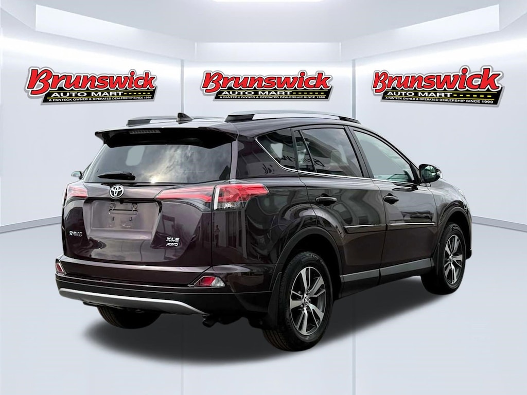 Used 2017 Toyota RAV4 XLE SUV