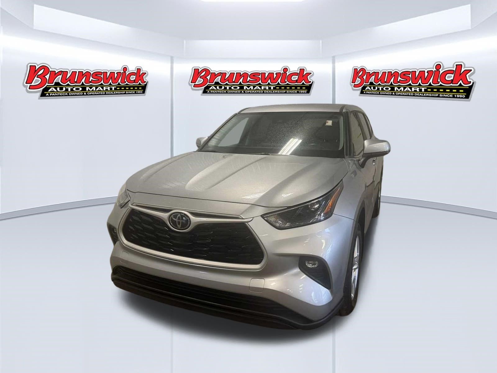 2023 Toyota Highlander SUV 