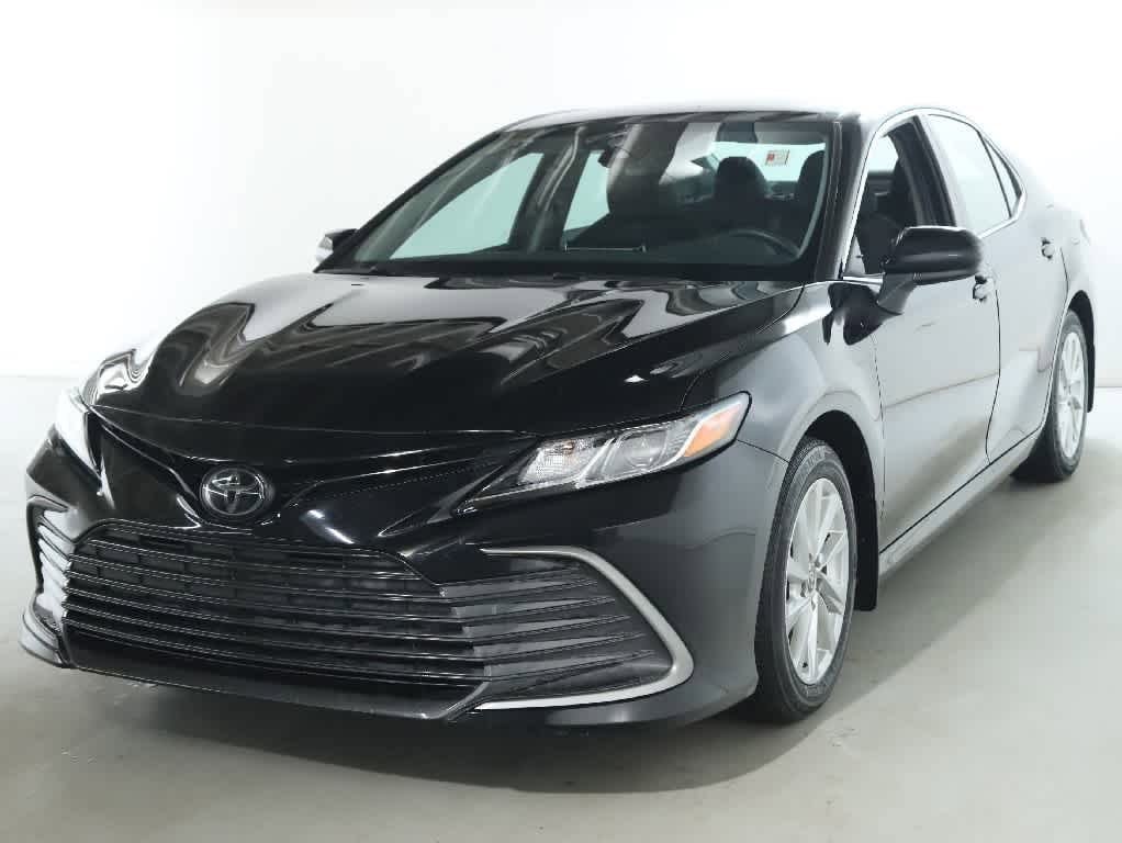2023 Toyota Camry Sedan 