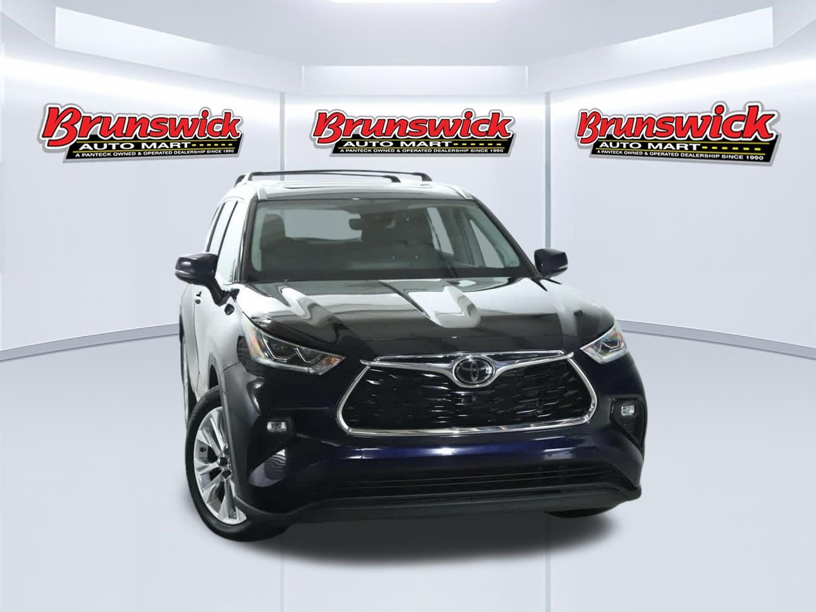 2022 Toyota Highlander SUV 