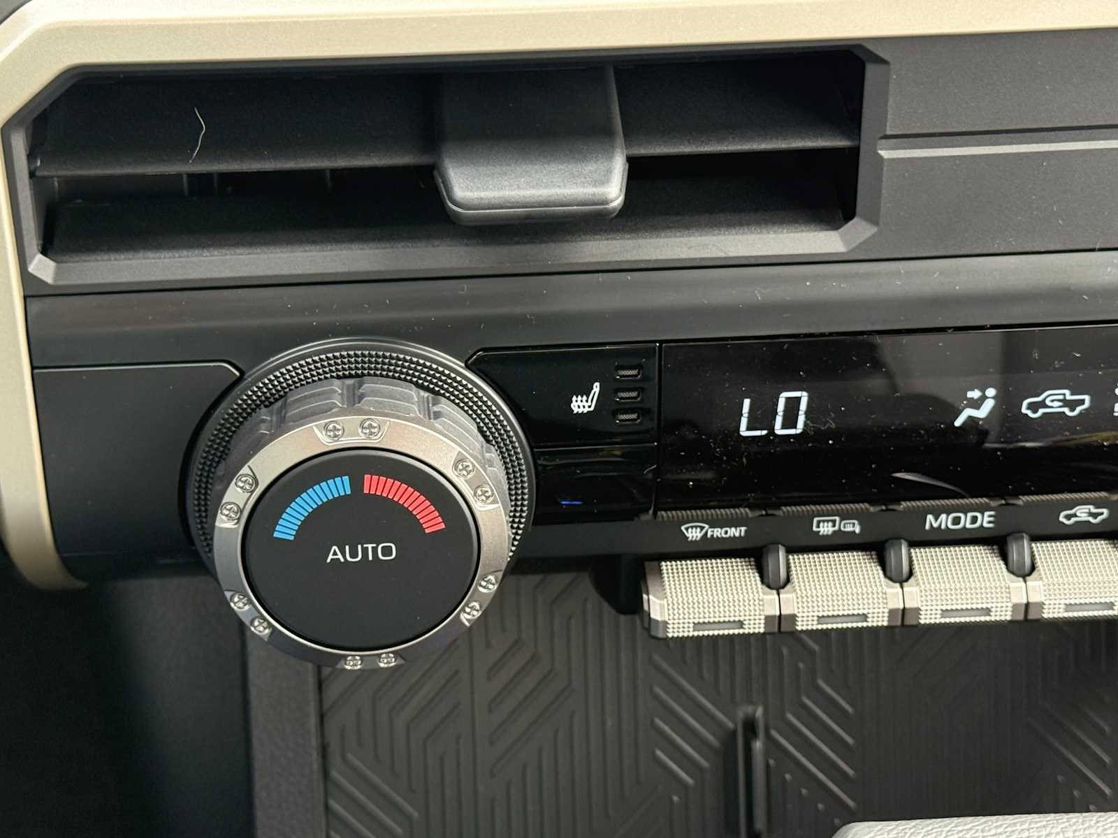 2025 Toyota Tacoma TRD Off Road - Photo 16