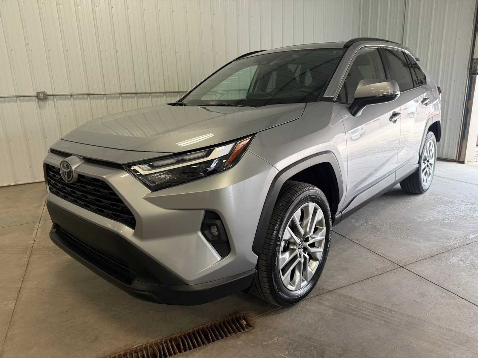 2025 Toyota RAV4 SUV 