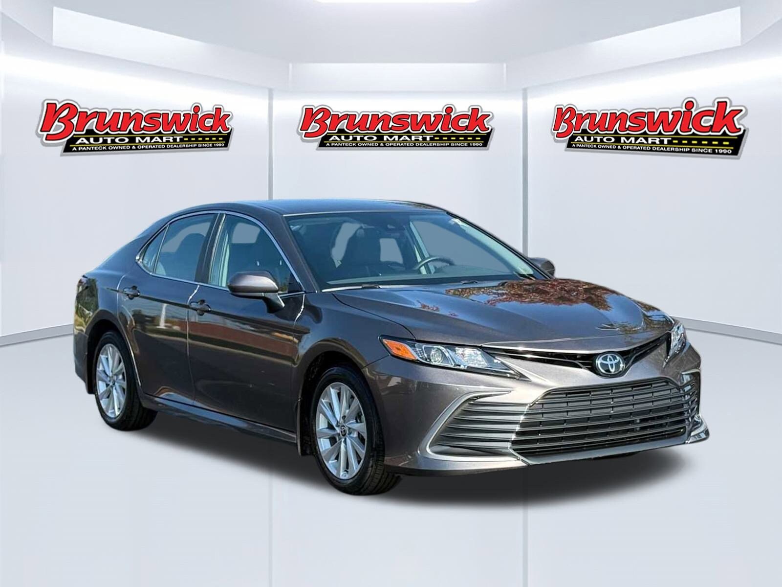 2024 Toyota Camry LE photo 3
