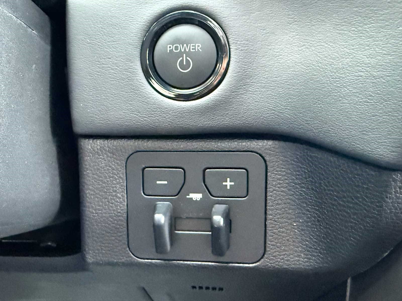 2026 Toyota Sequoia Platinum - Photo 29