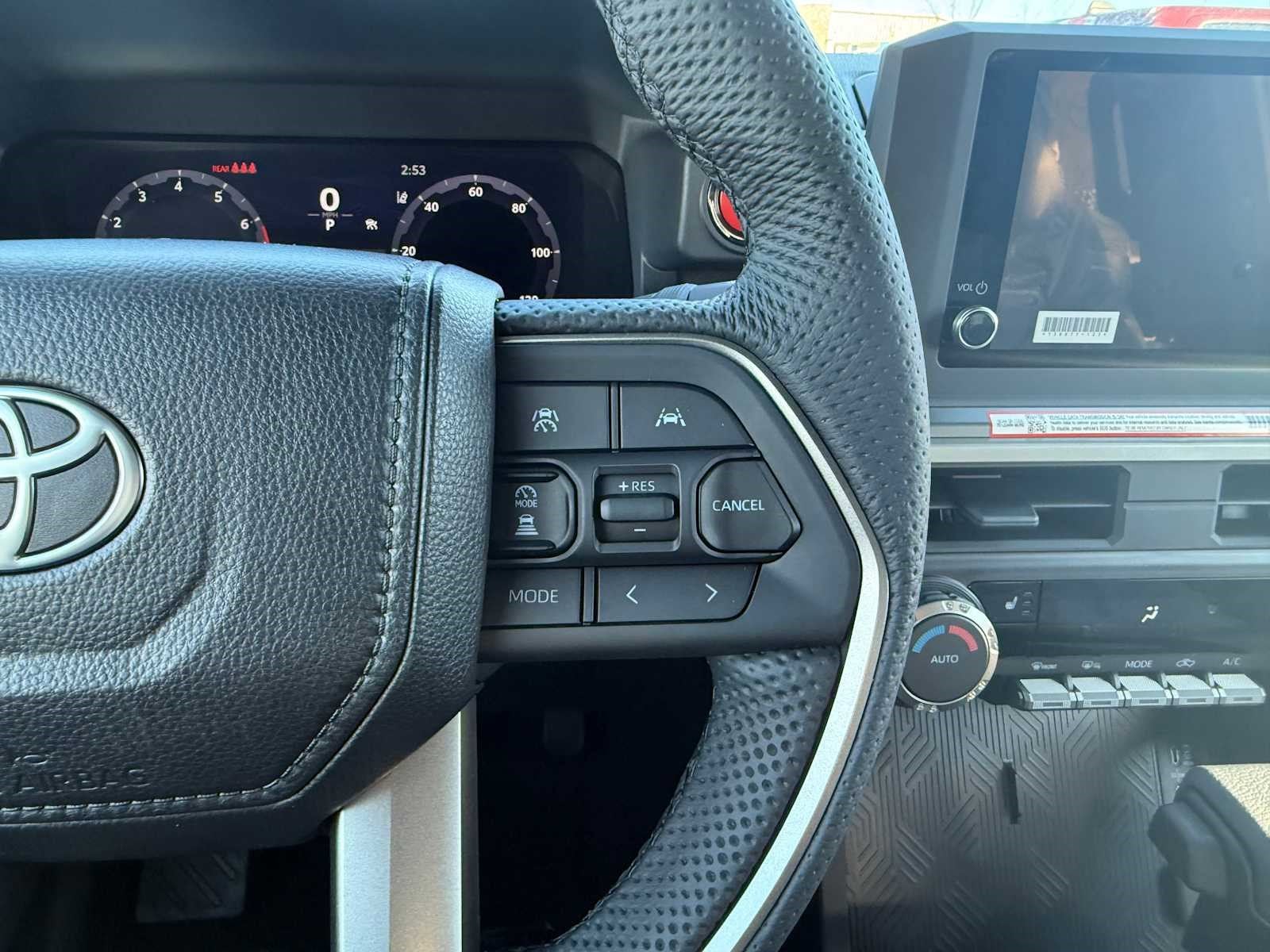 2025 Toyota Tacoma TRD Off Road - Photo 12