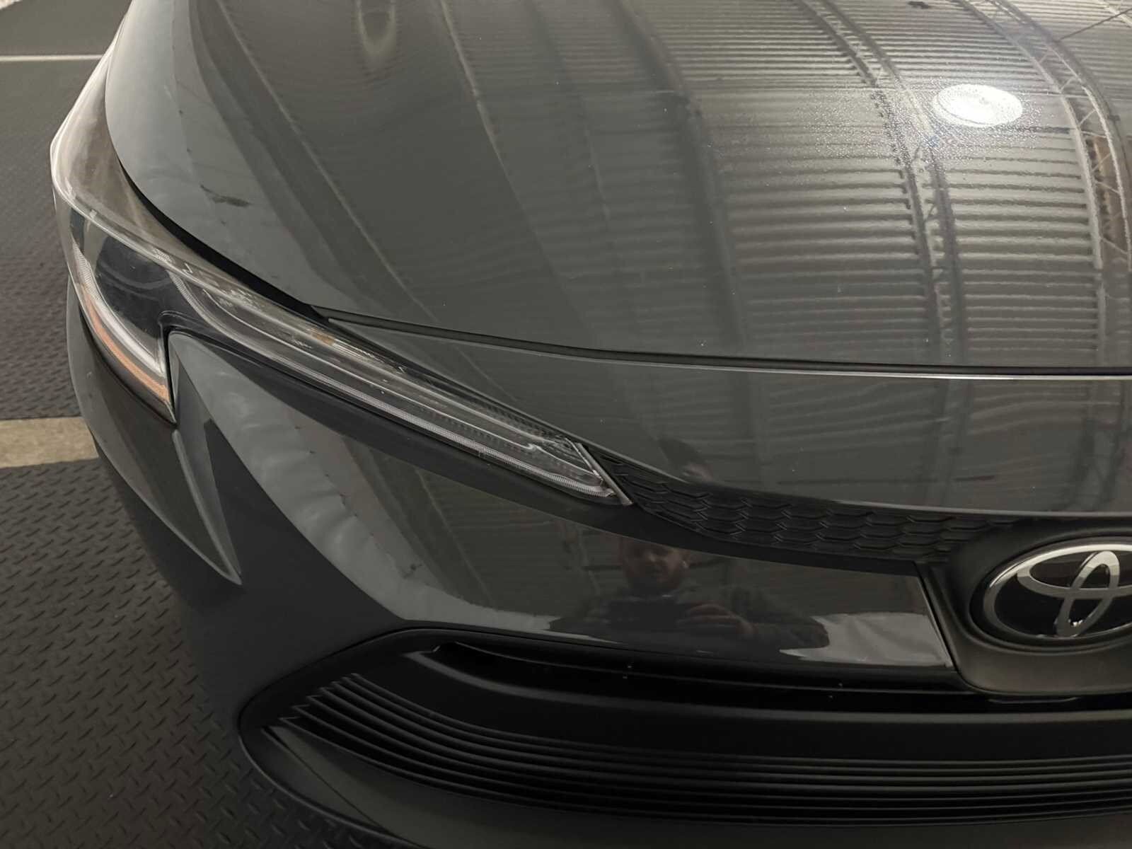 2023 Toyota Corolla LE photo 4