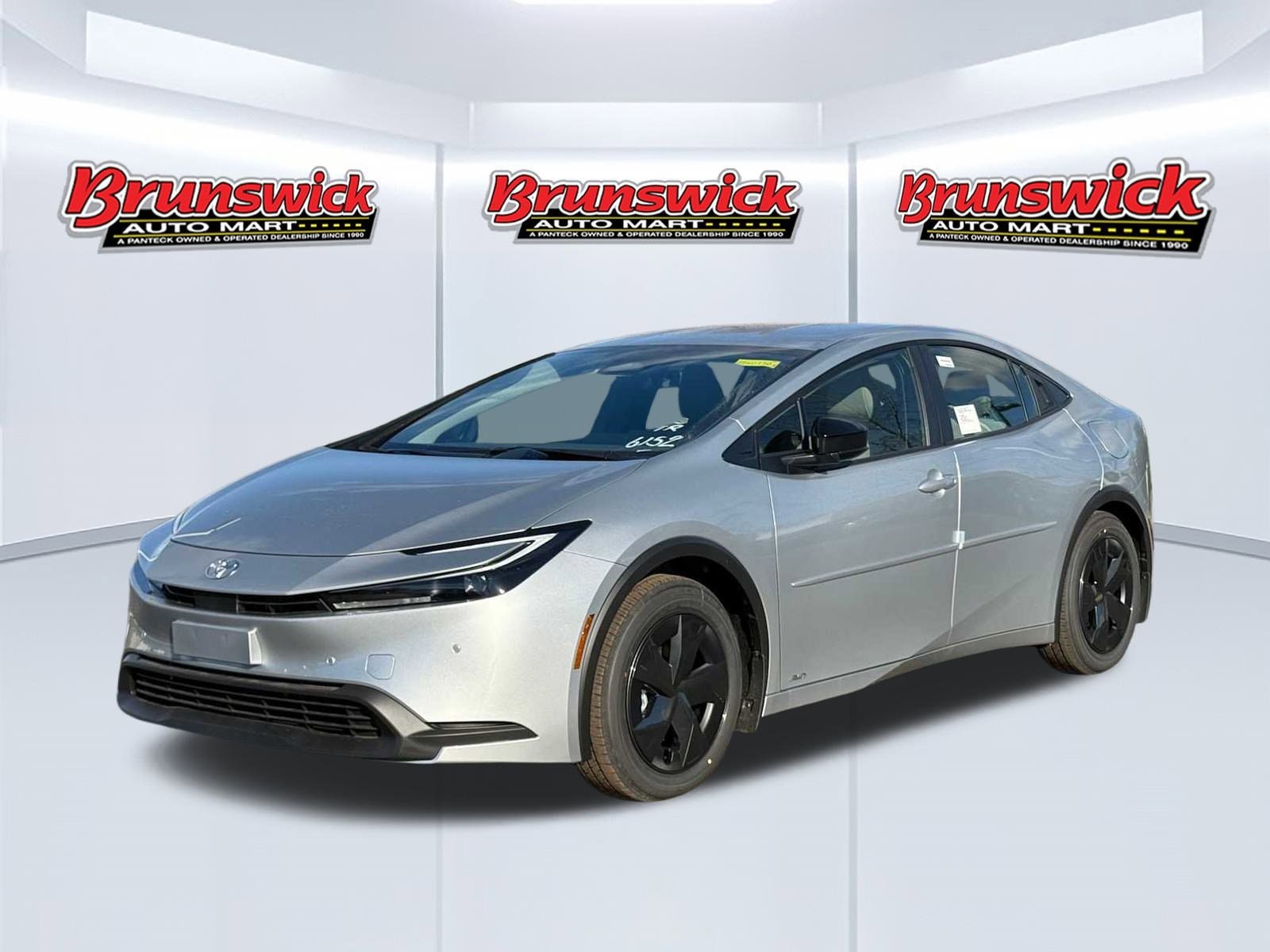 2026 Toyota Prius Hatchback 