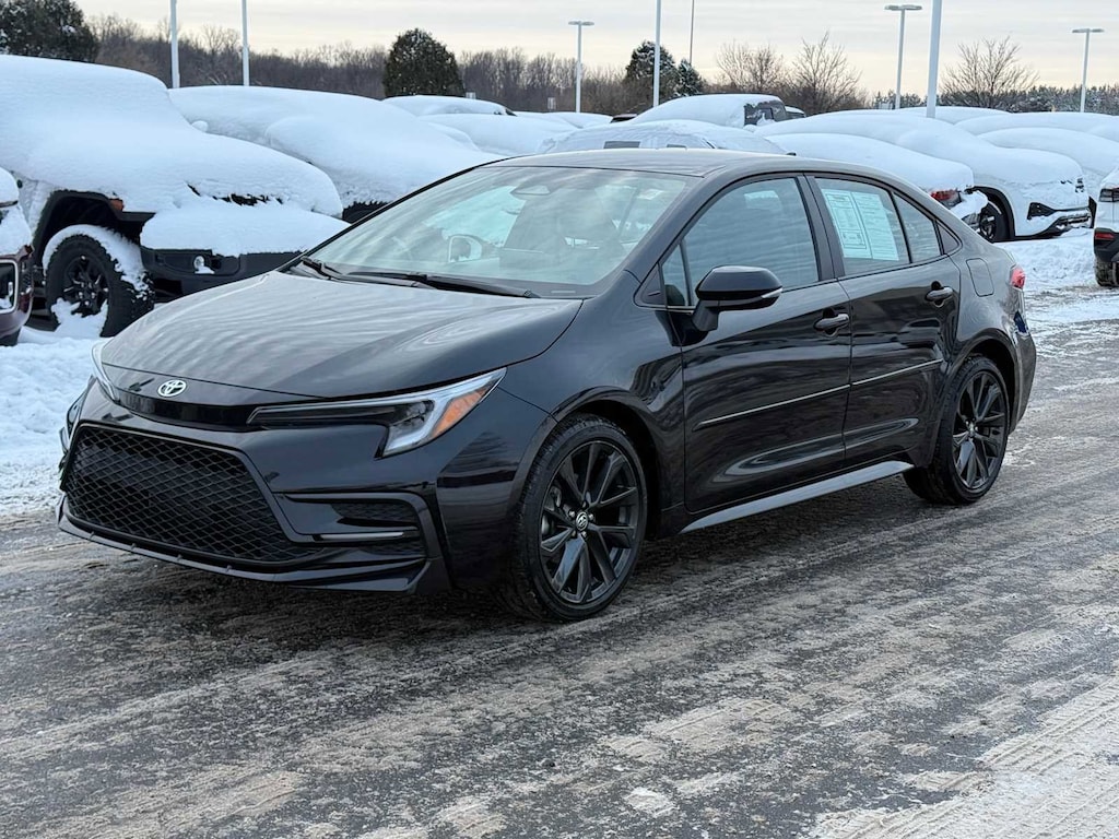 Used 2023 Toyota Corolla SE Sedan