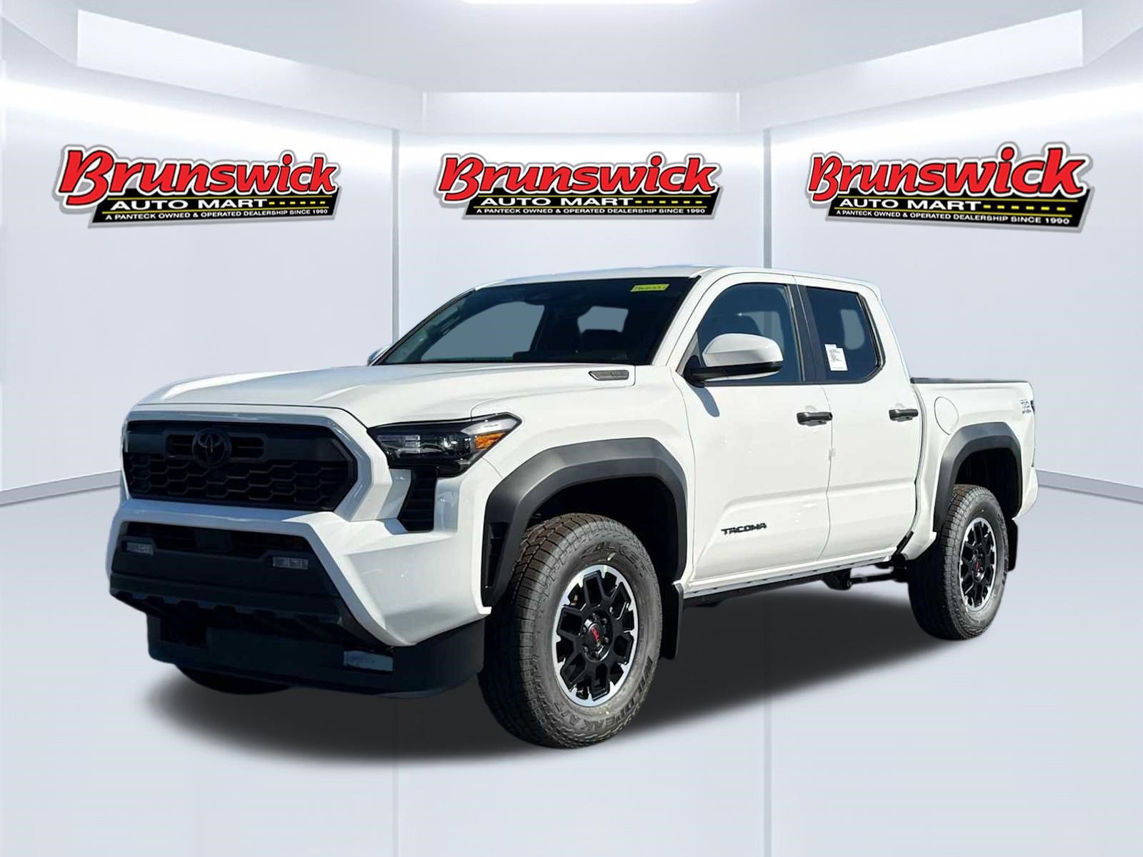 2026 Toyota Tacoma i-FORCE MAX TRD Off-Road i-FORCE MAX Truck Double Cab