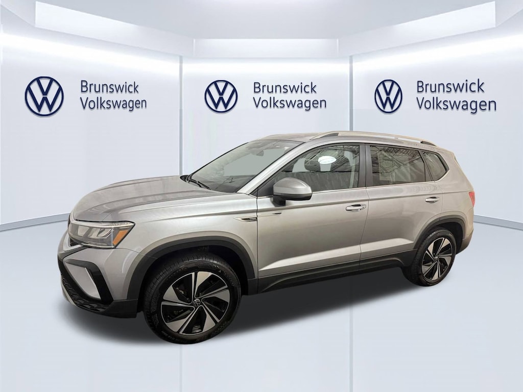 Used 2024 Volkswagen Taos 1.5T SE SUV