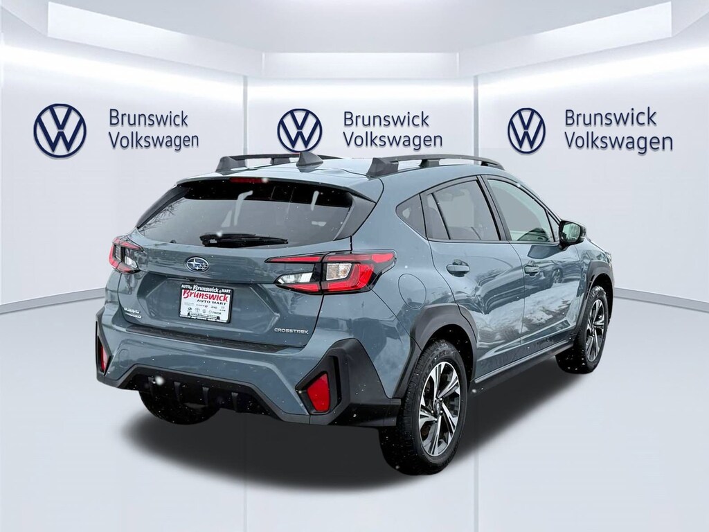 Used 2025 Subaru Crosstrek Premium SUV