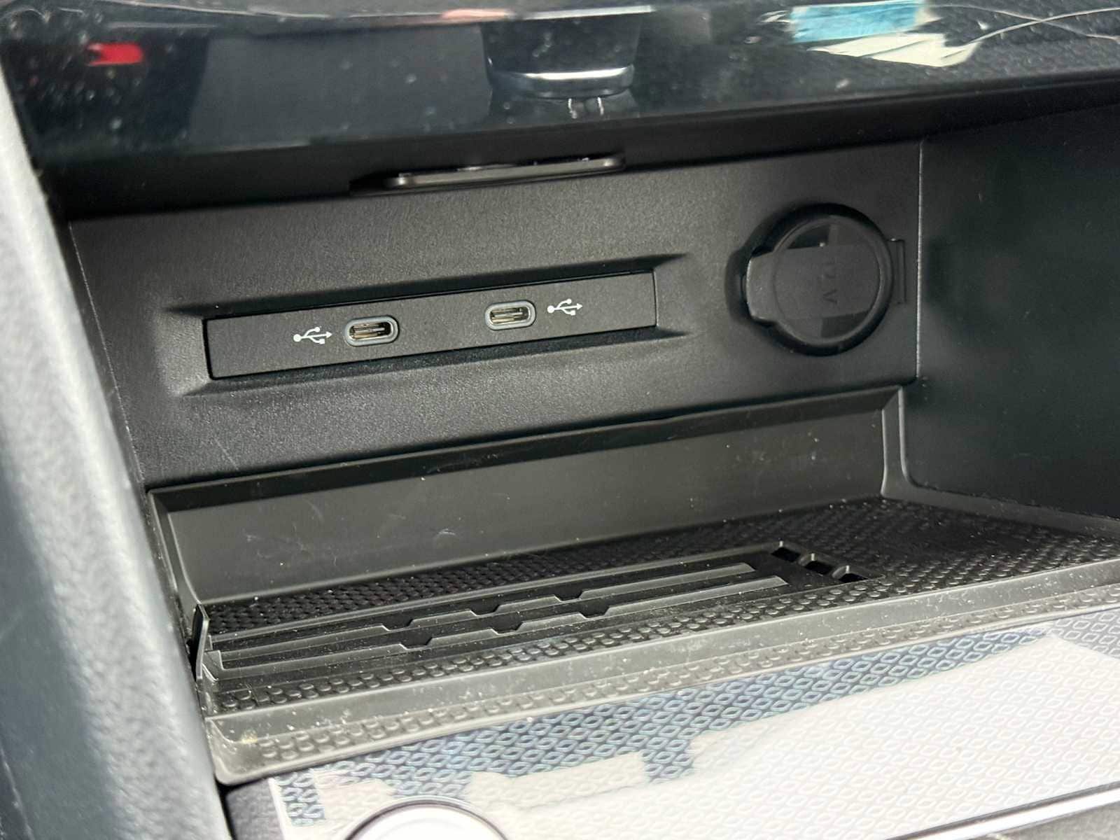 2026 Volkswagen Taos SE Black - Photo 18