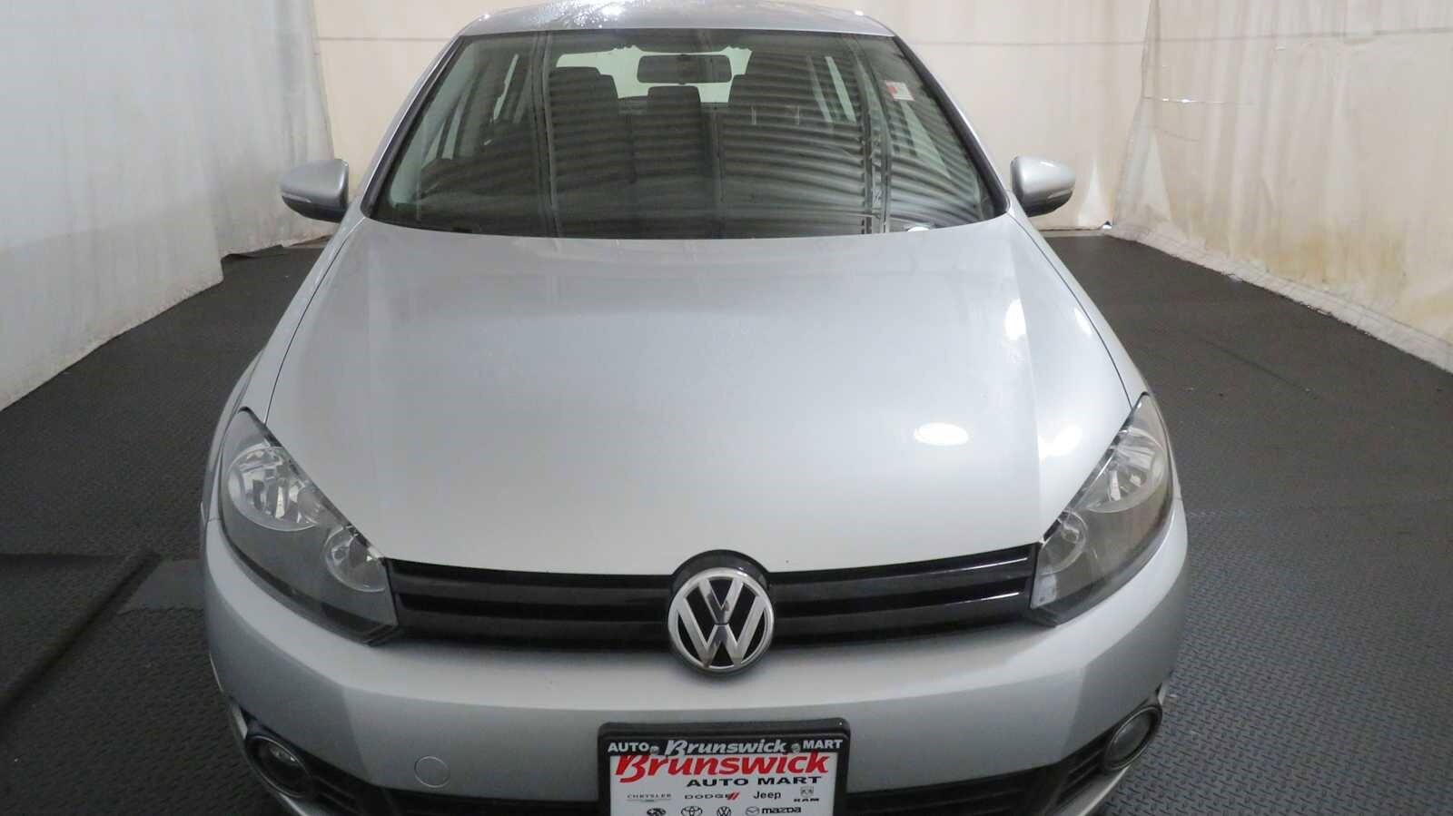 2013 Volkswagen Golf TDI photo 3