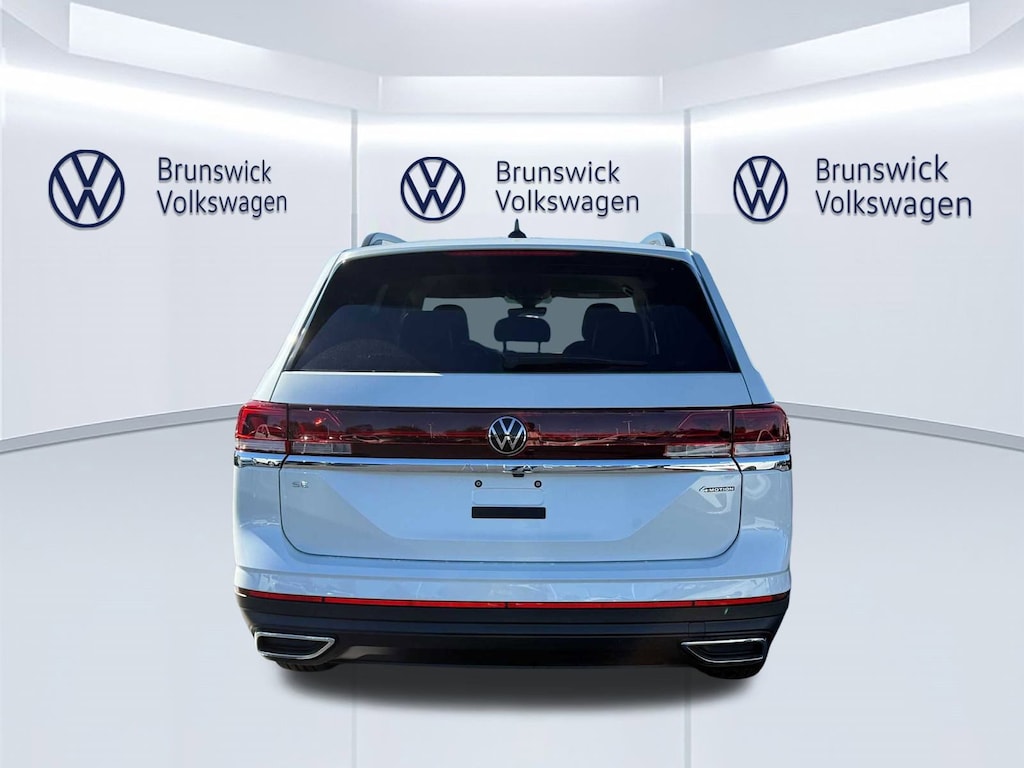 New 2026 Volkswagen Atlas 2.0T SE 4MOTION