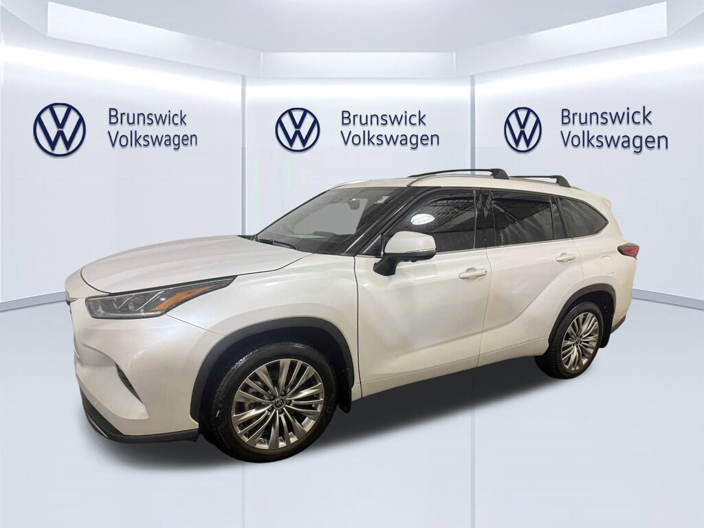 Used 2023 Toyota Highlander Platinum SUV