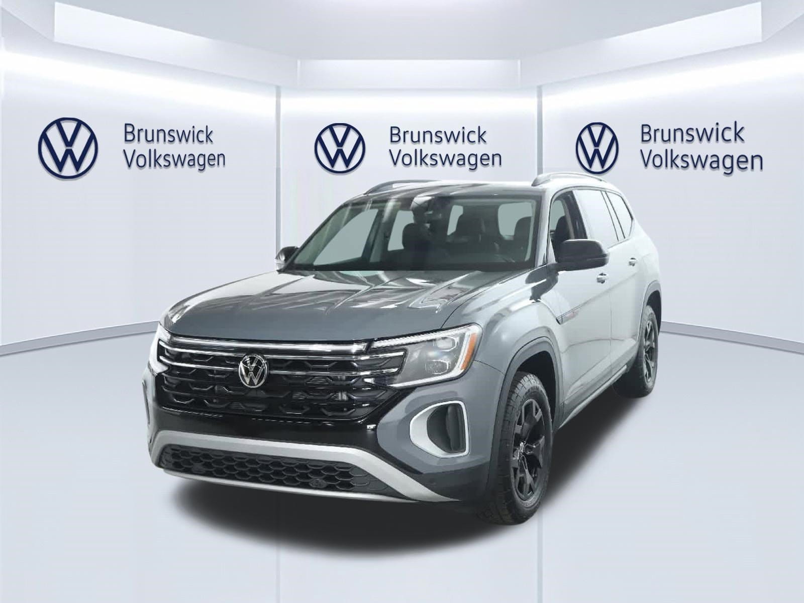 2024 Volkswagen Atlas 2.0T Atlas Peak Edt SE w/Tech 4MOTION's photo