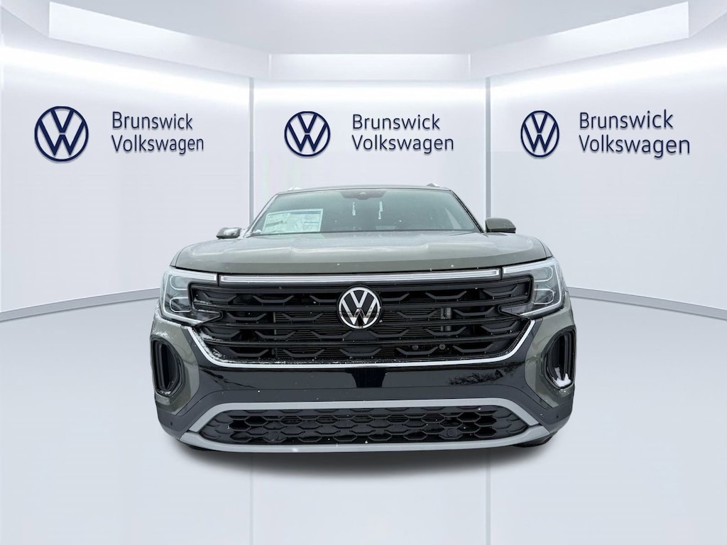 New 2026 Volkswagen Atlas Cross Sport 2.0T SE w/Technology 4MOTION