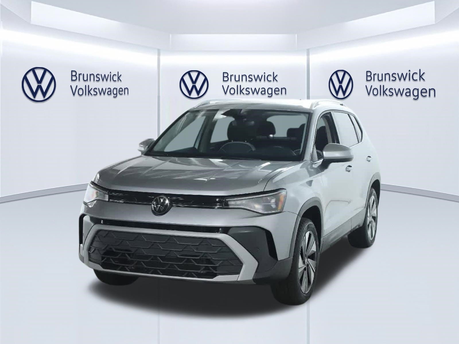 2025 Volkswagen Taos 1.5T SE 4Motion's photo