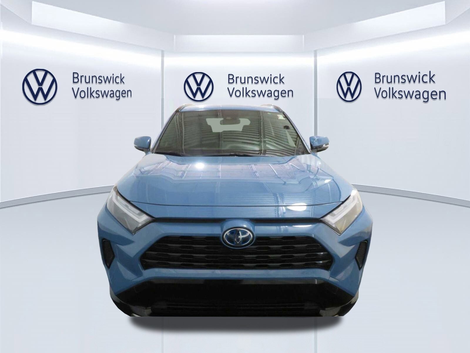 2022 Toyota RAV4 Hybrid SE photo 3