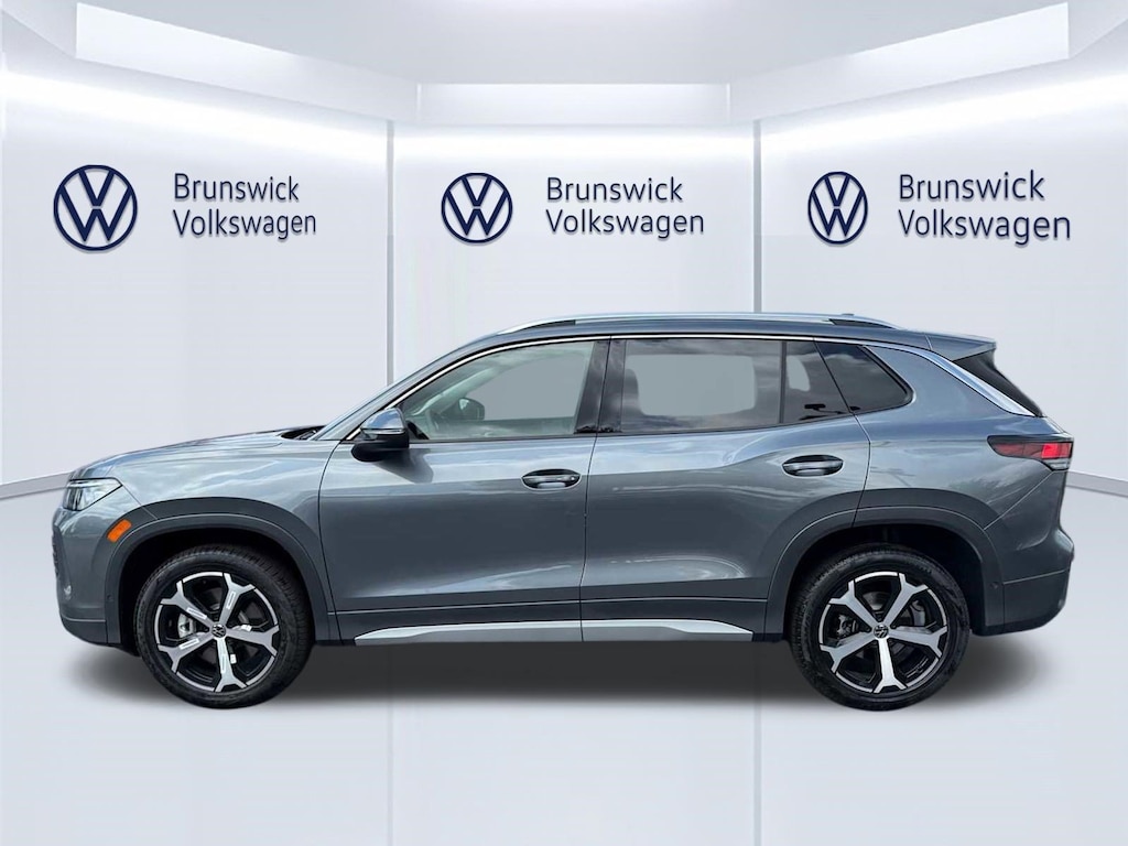 New 2026 Volkswagen Tiguan SE 2.0T 4MOTION