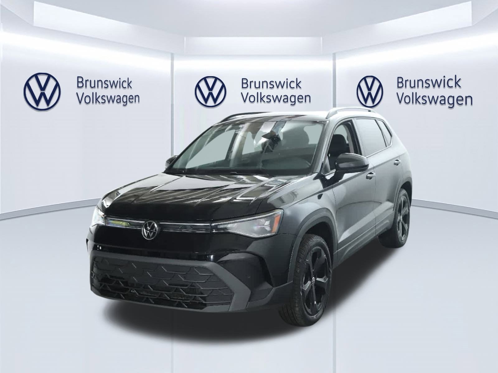 2025 Volkswagen Taos SE Black