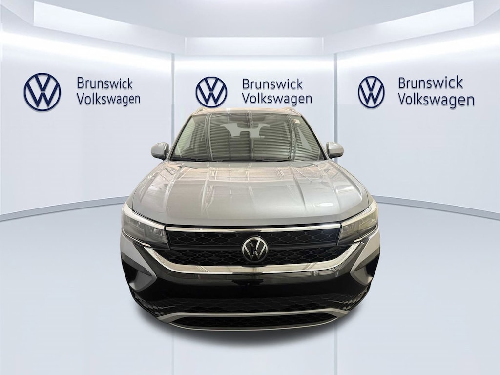 Used 2024 Volkswagen Taos 1.5T SE SUV
