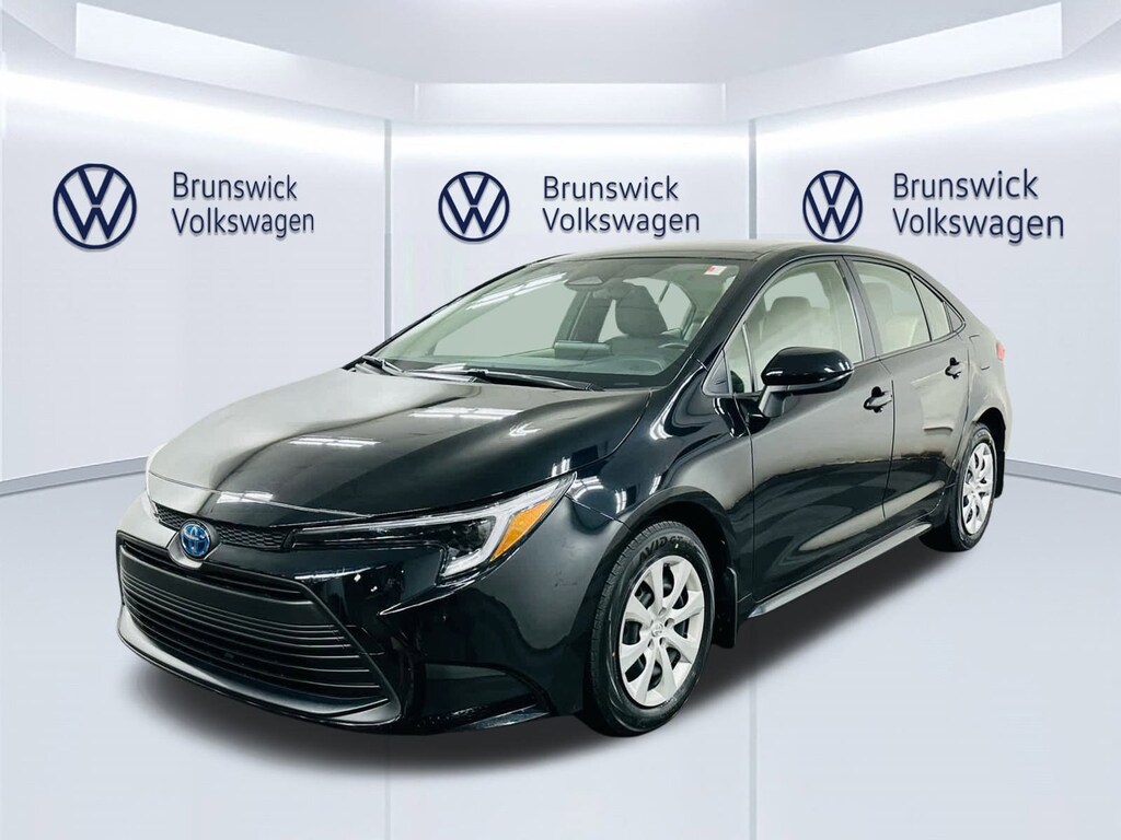 Used 2023 Toyota Corolla Hybrid LE Sedan