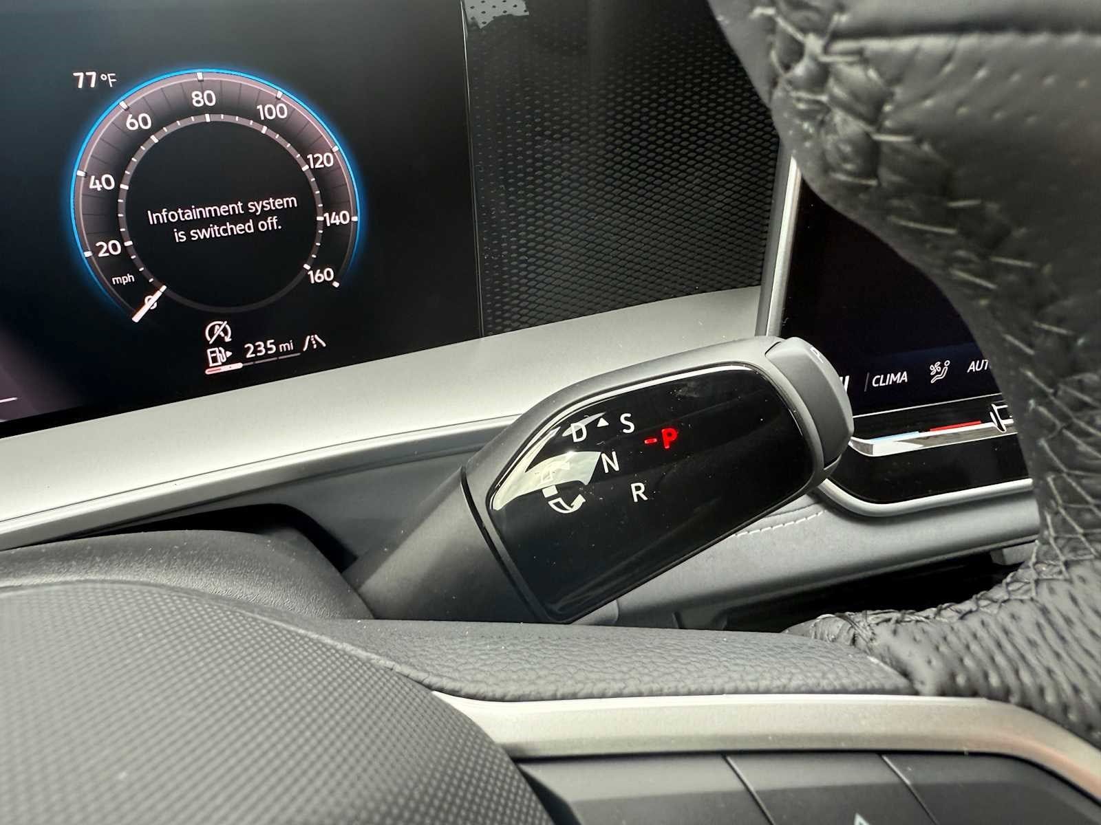 2026 Volkswagen Tiguan SE R-LINE BLACK - Photo 17