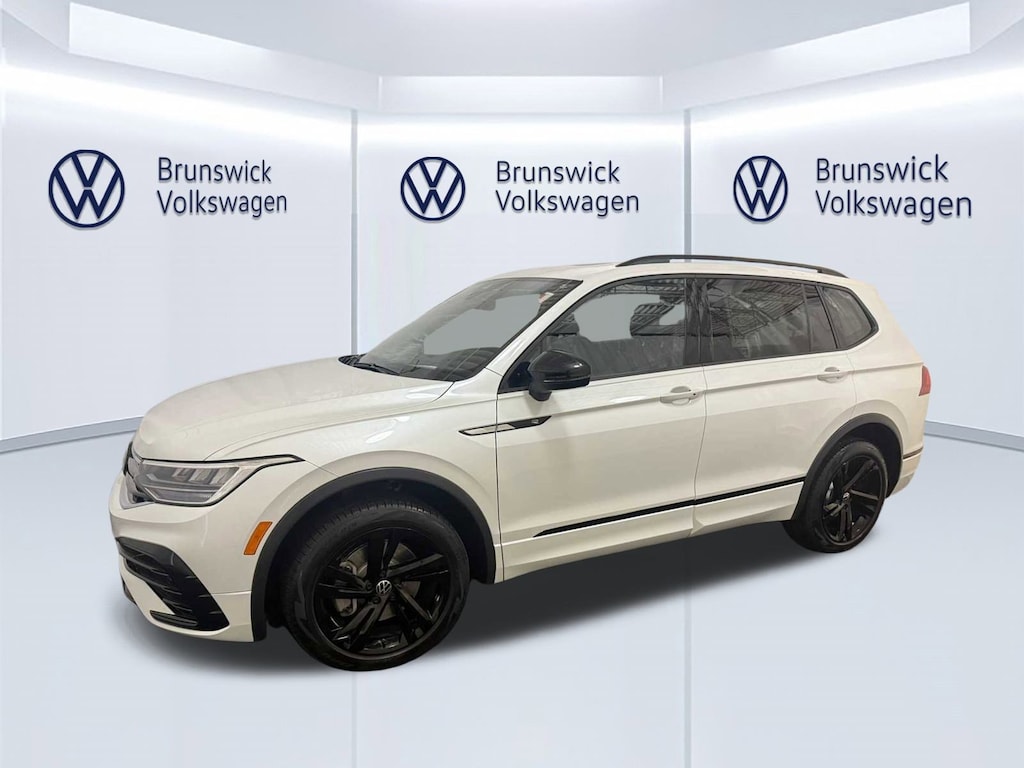 Used 2023 Volkswagen Tiguan 2.0T SE R-Line Black SUV
